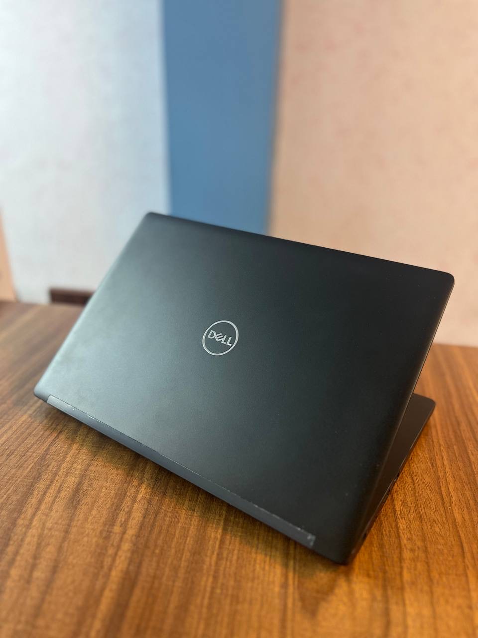 گالری عکس های محصول لپ‌تاپ دل (DELL) مدل 5290-شماره-0